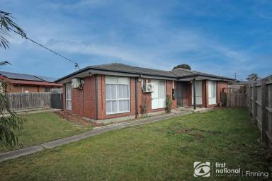 House For Lease - VIC - Cranbourne - 3977 - Modern & Convenient 3-Bedroom Home in Cranbourne West (Image 2)