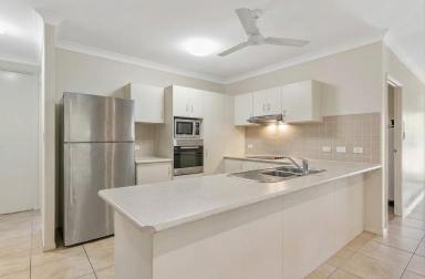 House Leased - QLD - Bentley Park - 4869 - Spacious 3-Bedroom Family Home in Quiet Cul-de-Sac (Image 2)