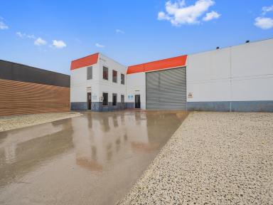 Showrooms/Bulky Goods For Sale - VIC - Seymour - 3660 - GET IN FIRST!  (Image 2)