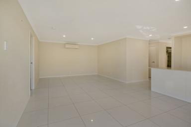 Unit For Lease - QLD - Cambooya - 4358 - Modern Country Living!  (Image 2)