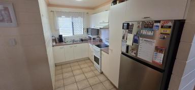 Unit For Sale - QLD - Ingham - 4850 - SOLID 2 BEDROOM UNIT ON OUTSKIRTS OF INGHAM!  (Image 2)