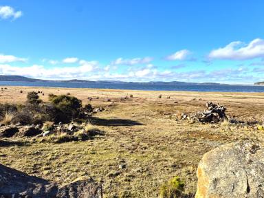 House For Sale - TAS - Flintstone - 7030 - A Little slice of the Highlands (Image 2)