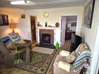 House For Sale - TAS - Flintstone - 7030 - A Little slice of the Highlands (Image 2)