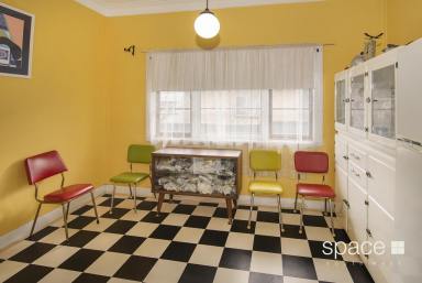 House For Sale - WA - Margaret River - 6285 - Short Stay Zone & Subdividable (Image 2)
