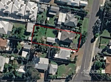 House For Sale - WA - Margaret River - 6285 - Short Stay Zone & Subdividable  (Image 2)
