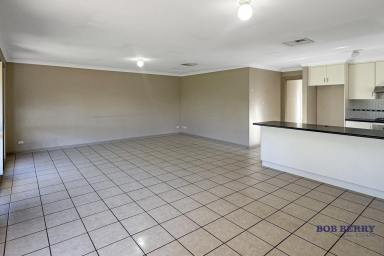 Duplex/Semi-detached For Lease - NSW - Dubbo - 2830 - Three-Bedroom Duplex Near Orana Mall (Image 2)
