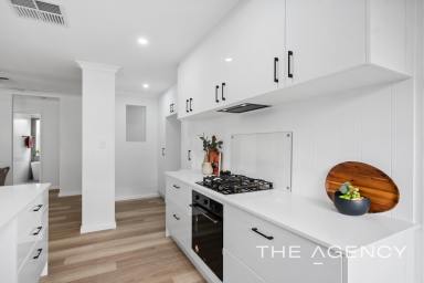 House For Sale - WA - Atwell - 6164 - Fully Renovated & Pretty As A Picture!!  (Image 2)