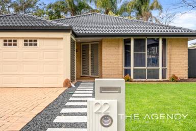 House For Sale - WA - Atwell - 6164 - Fully Renovated & Pretty As A Picture!!  (Image 2)