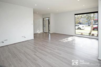 Townhouse For Lease - VIC - Cranbourne West - 3977 - WORK FROM HOME (Image 2)