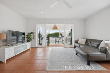 House For Sale - WA - Hillarys - 6025 - Room to Gather and Retreat  (Image 2)