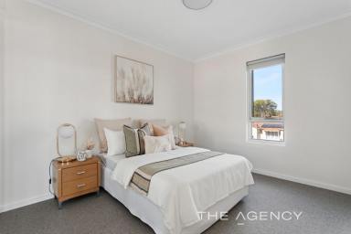 Apartment For Sale - WA - Mount Lawley - 6050 - Modern City Living with Uninterrupted Skyline Views  (Image 2)