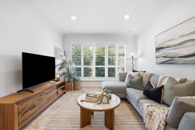 Duplex/Semi-detached For Sale - WA - Kardinya - 6163 - A Pleasant Surprise! (Image 2)