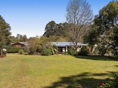 House For Sale - QLD - Highfields - 4352 - Where Garden Living Meets Everyday Ease  (Image 2)