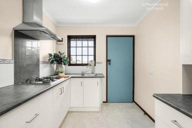 Unit For Sale - SA - Seacliff - 5049 - Coastal Charm, 5 Minutes Walk To The Beach , An Enviable Coastal Lifestyle. (Image 2)