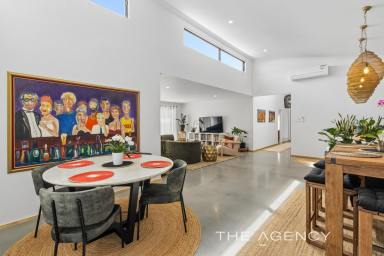 House For Sale - WA - Bushmead - 6055 - "Bespoke and Simply Stunning"  (Image 2)