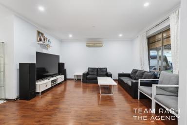 House For Sale - WA - Lockridge - 6054 - Impeccably presented for you to move in straightaway  (Image 2)