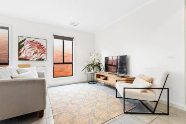 House For Sale - VIC - Mildura - 3500 - Walk to the CBD, Cafés and Riverfront  (Image 2)