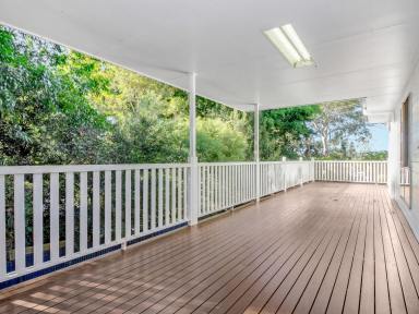House For Sale - QLD - Karragarra Island - 4184 - GREAT FAMILY HOME ON KARRAGARRA ISLAND  (Image 2)