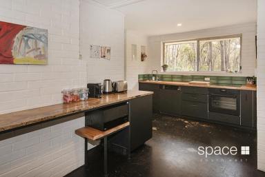 House For Sale - WA - Redgate - 6286 - Margaret River Charm  (Image 2)