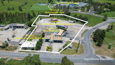 House For Lease - NSW - Clarenza - 2460 - 3 BEDROOM CARETAKERS COTTAGE + 6 CAR GARAGING + GRANNY FLAT + HUGE FENCED YARD  (Image 2)