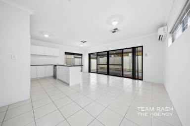 House For Sale - WA - Bennett Springs - 6063 - EVERYTHING YOU NEED, RIGHT AT YOUR DOORSTEP! (Image 2)