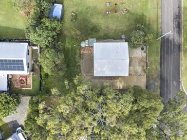 House For Sale - QLD - Lamb Island - 4184 - Modern Island Living (Image 2)