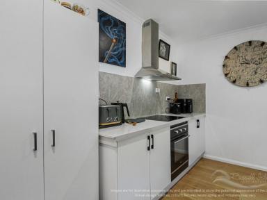 House For Sale - QLD - Russell Island - 4184 - BRAND NEW, LOW MAINTENANCE & NEARING COMPLETION – 2 BED, 2 BATH  (Image 2)