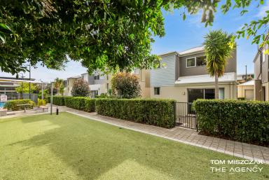 Townhouse For Sale - WA - Queens Park - 6107 - Premium Double Storey Home in a Secure Position  (Image 2)