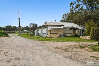 House For Sale - SA - McLaren Flat - 5171 - Rare Lifestyle Holding on 1.2 Acres (Image 2)