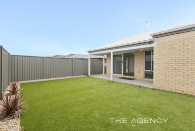 House For Sale - WA - Eglinton - 6034 - Coastal Living Made Easy – Lock, Leave & Love It  (Image 2)