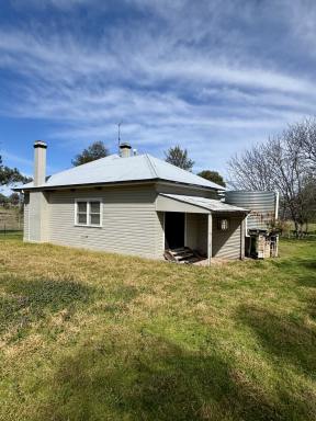 House For Lease - NSW - Willow Tree - 2339 - Peaceful Country Living (Image 2)
