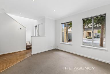 Townhouse For Sale - WA - Rivervale - 6103 - BEAUTIFULLY MAINTAINED | MOVE IN READY | LOW STRATA  (Image 2)