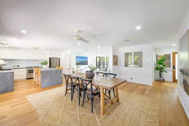 House For Sale - QLD - Cooroy - 4563 - Beautiful Home on Extra Large Block  (Image 2)