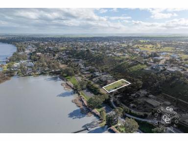 Residential Block For Sale - SA - Mannum - 5238 - Large affordable allotment with breath taking views  (Image 2)