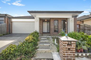 House For Sale - VIC - Mernda - 3754 - Owner Sale-Rare Opportunity-Spacious Family Living in the Heart of Mernda (Image 2)