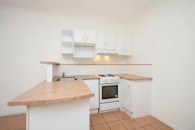 Unit For Lease - QLD - Parramatta Park - 4870 - Convenient & Comfortable Unit Living  (Image 2)