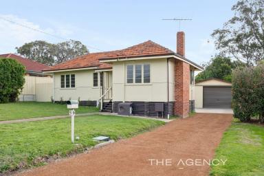 House For Sale - WA - Swan View - 6056 - Zoned R40 WITH CHARACTER & A FUTURE FULL OF OPTIONS  (Image 2)