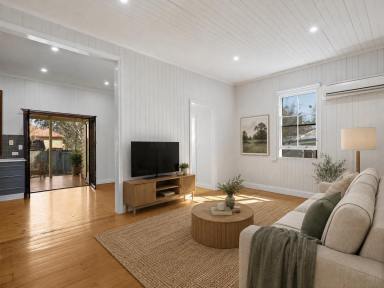 House For Sale - QLD - East Toowoomba - 4350 - CHARMING COLONIAL CHARACTER IN AN UNBEATABLE INNER-CITY LOCATION  (Image 2)