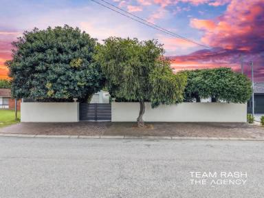 House For Sale - WA - Morley - 6062 - THE GATE CLOSES. THE WORLD STAYS OUT.  (Image 2)