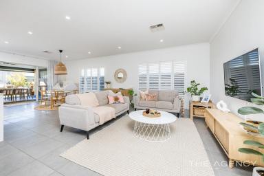 House For Sale - WA - Jindalee - 6036 - Living The Coastal Dream (Image 2)