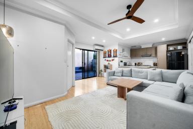 House For Sale - WA - Nollamara - 6061 - Stunning Rear Townhouse in the Heart of Nollamara (Image 2)