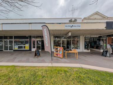 Retail For Sale - VIC - Kerang - 3579 - Dual-Income Commercial Freehold in the Heart of Kerang  (Image 2)
