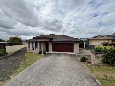 House For Lease - NSW - Casino - 2470 - Four Bedroom Brick Home  (Image 2)