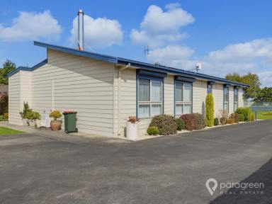 House For Sale - VIC - Toora - 3962 - Immaculate, Move-In Ready Home with Everything Done  (Image 2)