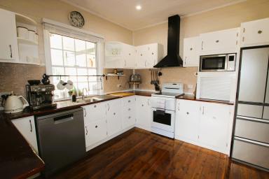 House For Sale - NSW - Inverell - 2360 - Country Oasis Retreat on Acreage -" Forest View" (Image 2)