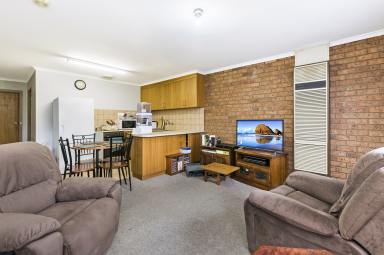 Unit For Lease - VIC - Portland - 3305 - Neat Two Bedroom Unit  (Image 2)