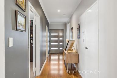 House For Sale - WA - Burns Beach - 6028 - Family Luxury Done Easy  (Image 2)