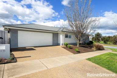 House For Sale - NSW - Gobbagombalin - 2650 - A Villa with a view (Image 2)