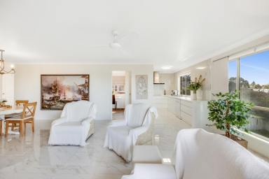 Townhouse For Sale - QLD - Kearneys Spring - 4350 - Spacious Three-Bedroom Townhouse with Exceptional Versatility  (Image 2)