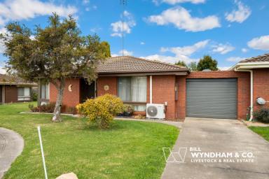 Unit For Sale - VIC - Bairnsdale - 3875 - A Quieter Spot at the Back (Image 2)